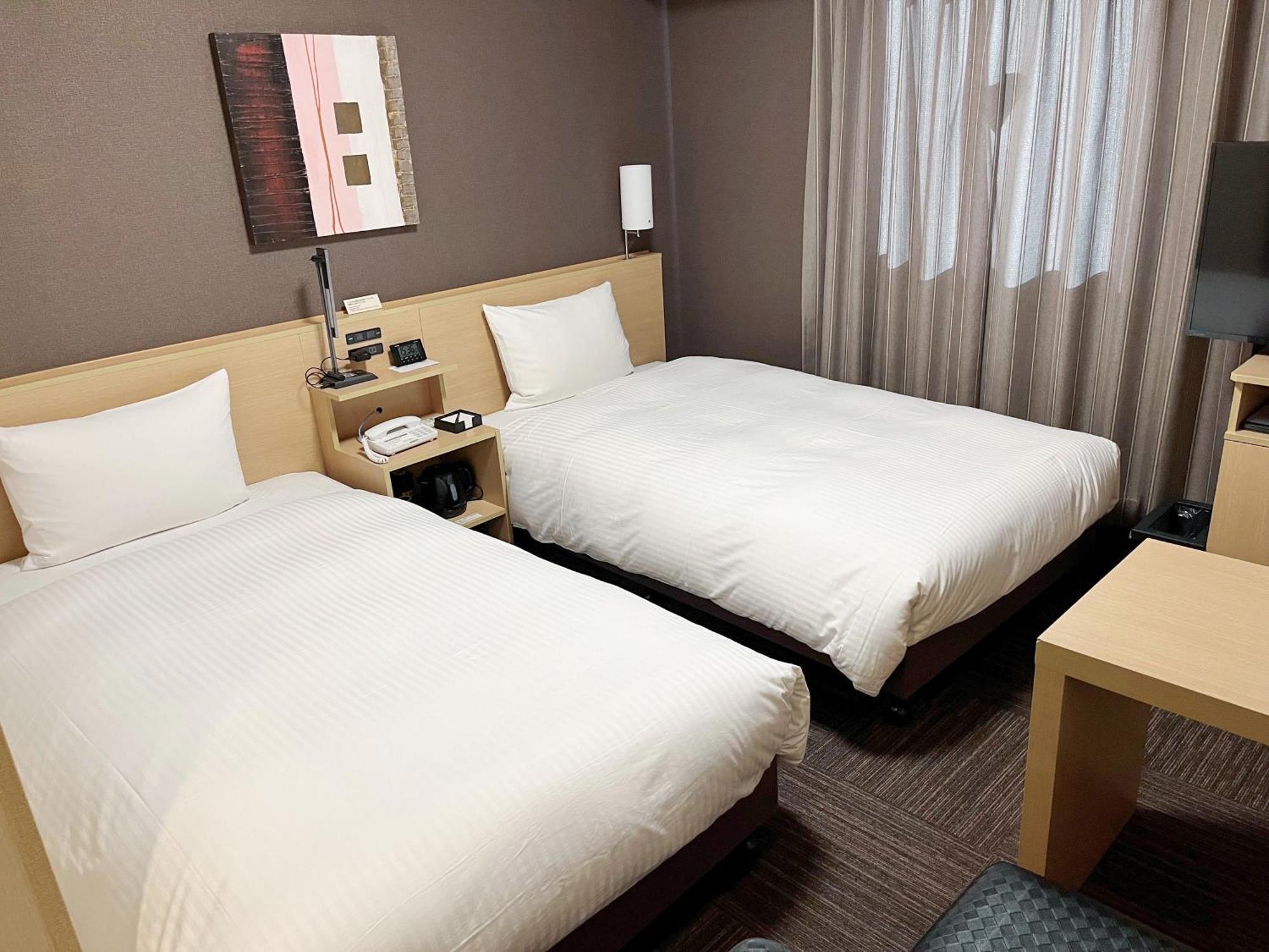 Hotel Route-Inn Toyohashi Ekimae Eksteriør billede